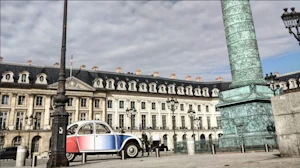 Balade romantique de Paris en 2CV