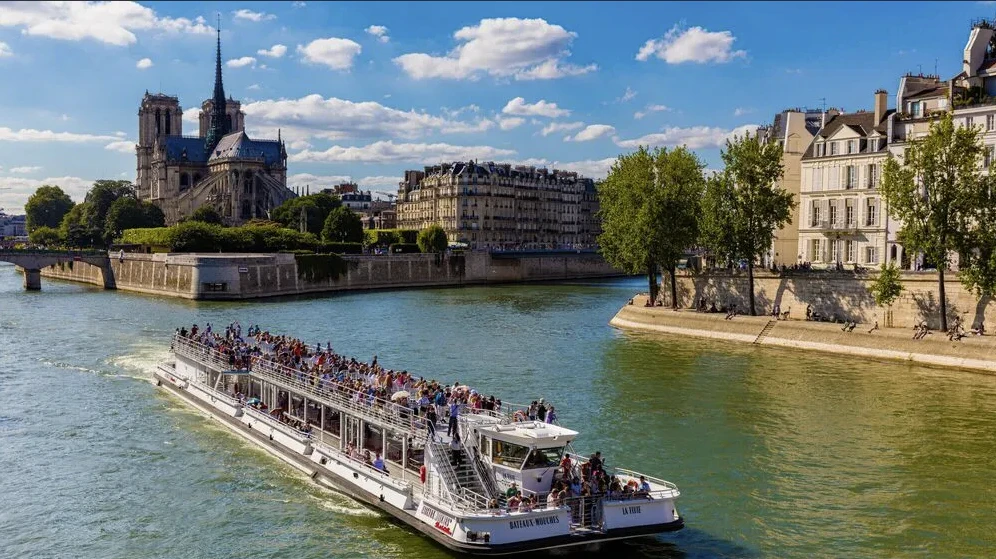 Bateaux Mouches - Sightseeing cruise