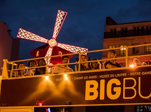 Big Bus Nachttour von Paris