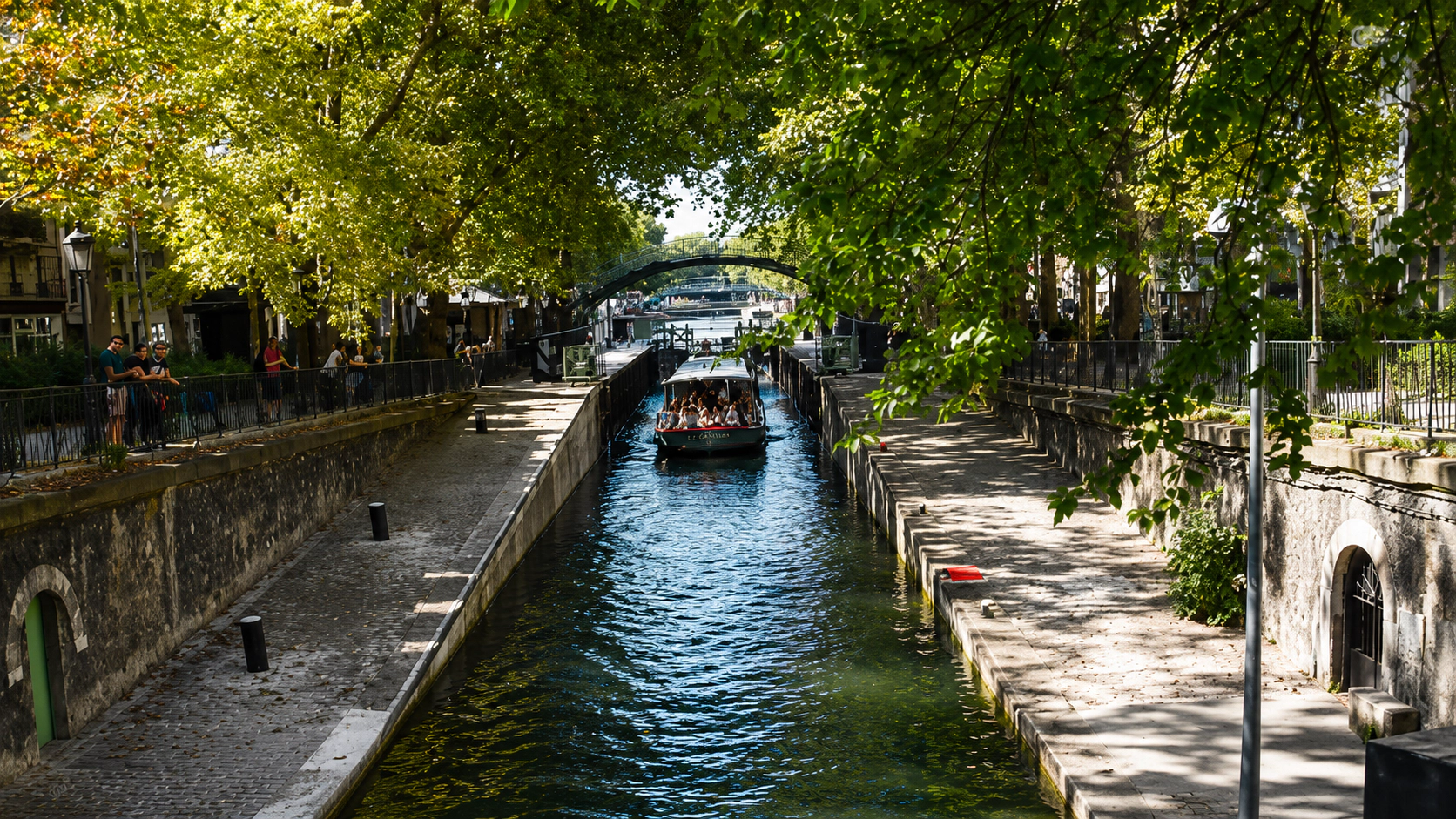 Canauxrama – Croisière culturelle sur le Canal Saint-Martin