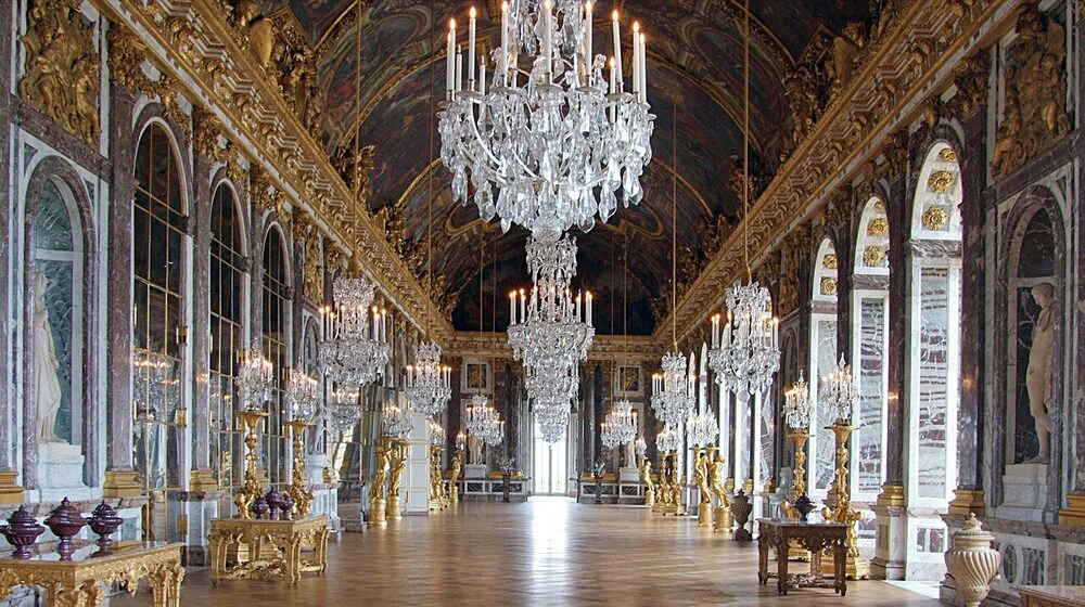 Escursione al castello di Versailles con trasporto da Parigi