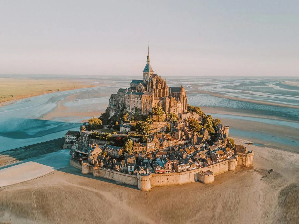 Audiogefuhrte besichtigung des Mont-Saint-Michel von Paris aus