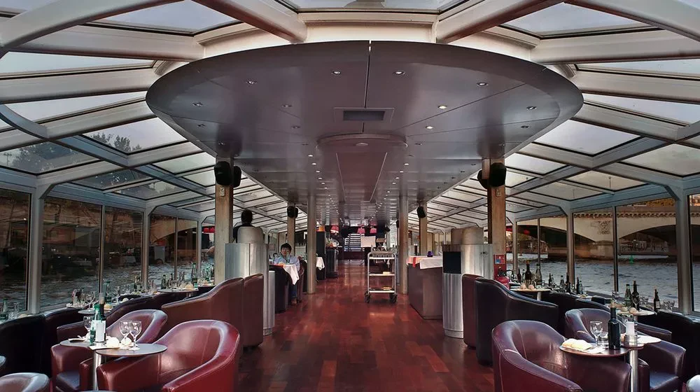 Paris en Scène Dinner-Cruise
