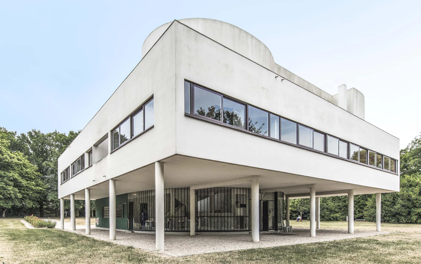 Visit the Villa Savoye