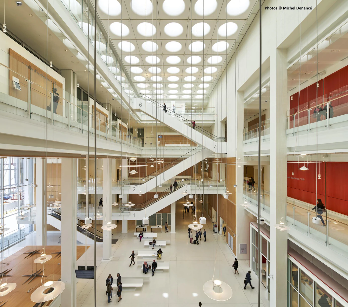 Visit of the Paris Courthouse