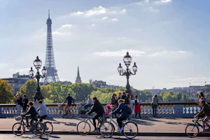 Visite guidée à vélo : Paris en Seine