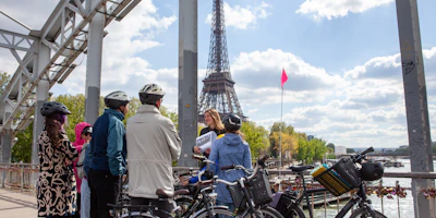 Visita guidata in bicicletta: Parigi lungo la Senna
