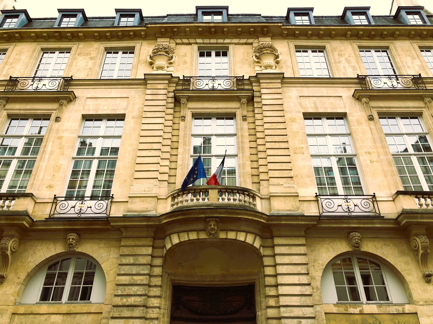Visite guidée : L'Hôtel de Beauvais, cour administrative d'appel de Paris - Interkultur