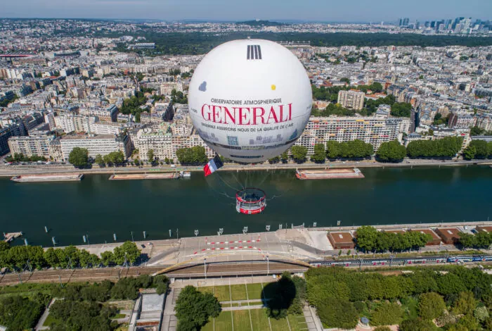 Flight aboard the Ballon de Paris Generali